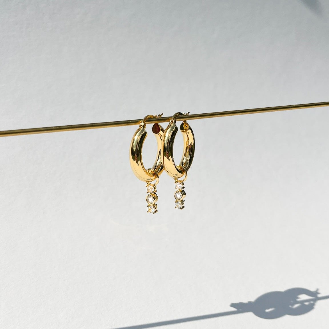 anhaenger fuer hoop earrings gold