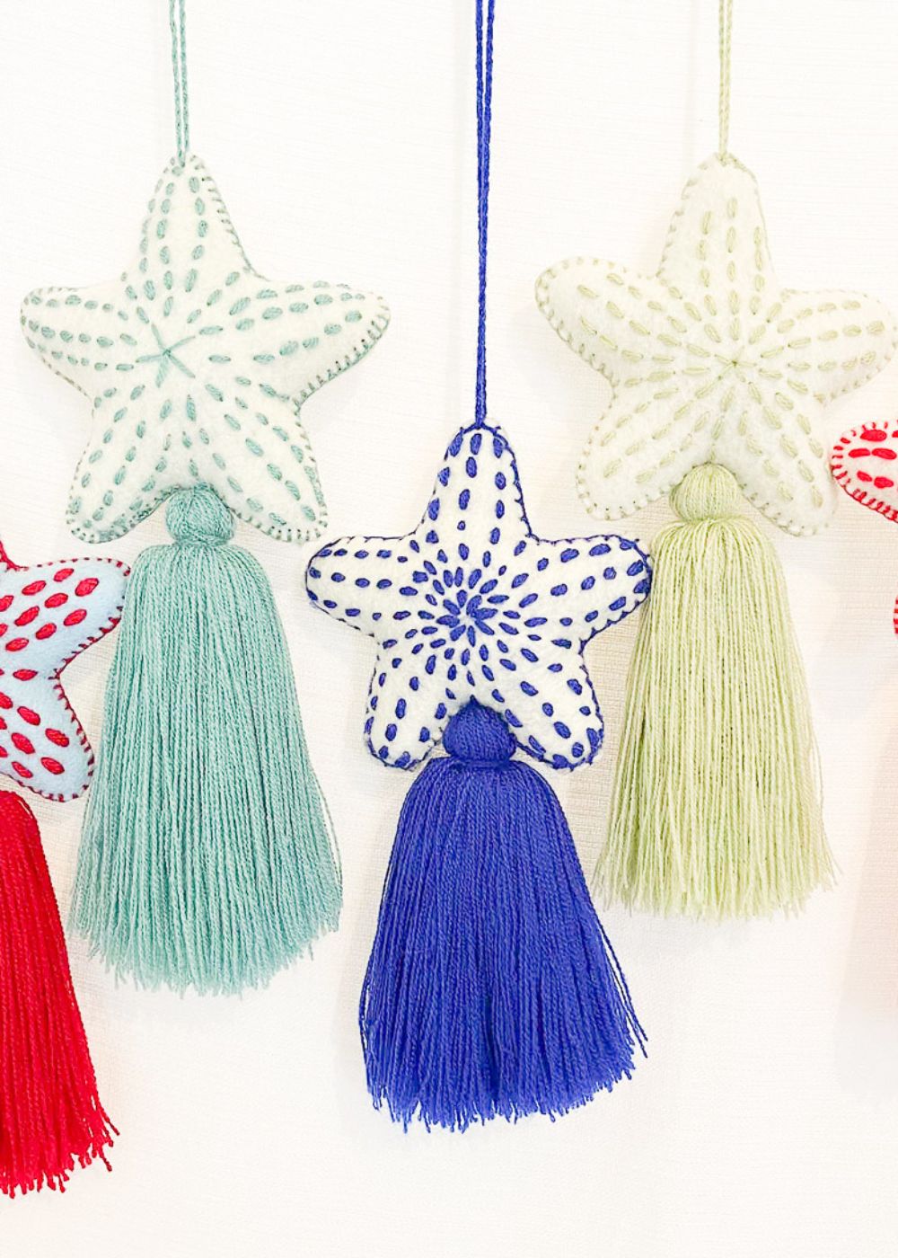 ESTRELLA DECOR POMPOMS