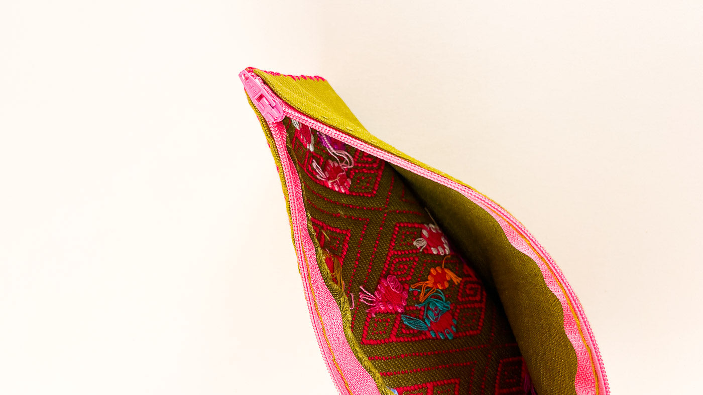 HANDCRAFTED MEXICAN POUCH OLIVE GREEN