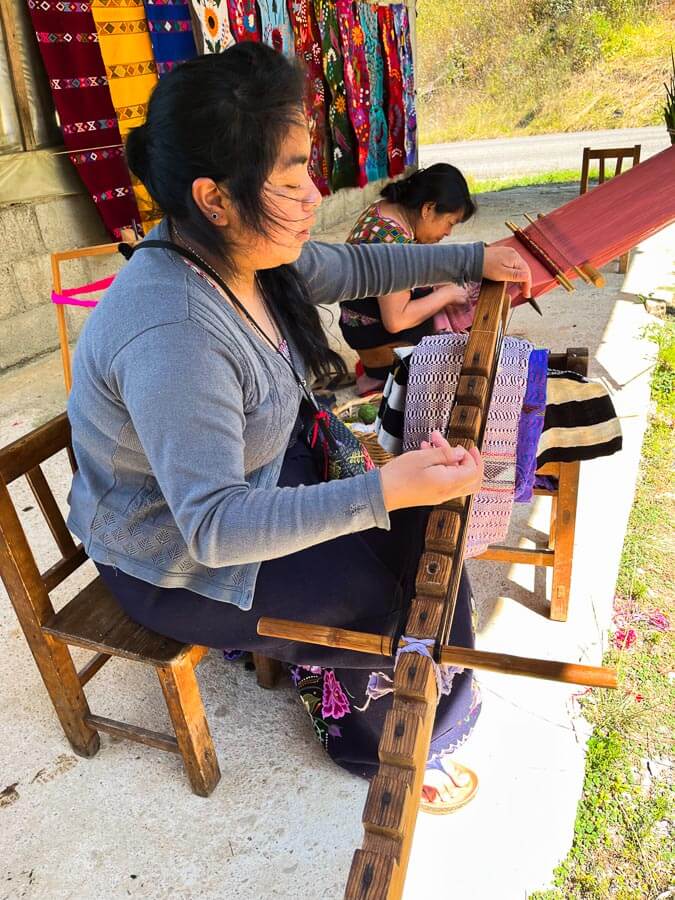 HANDCRAFTED MEXICAN ZIP POUCH RED TURQUOISE