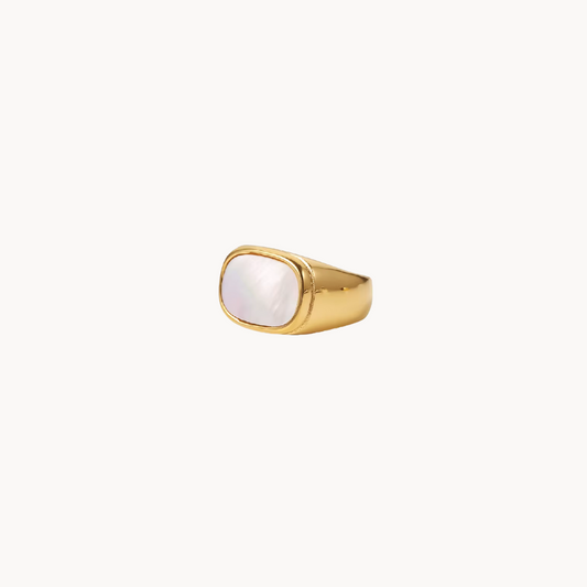 CHRISTINA Mother-of-Pearl Ring