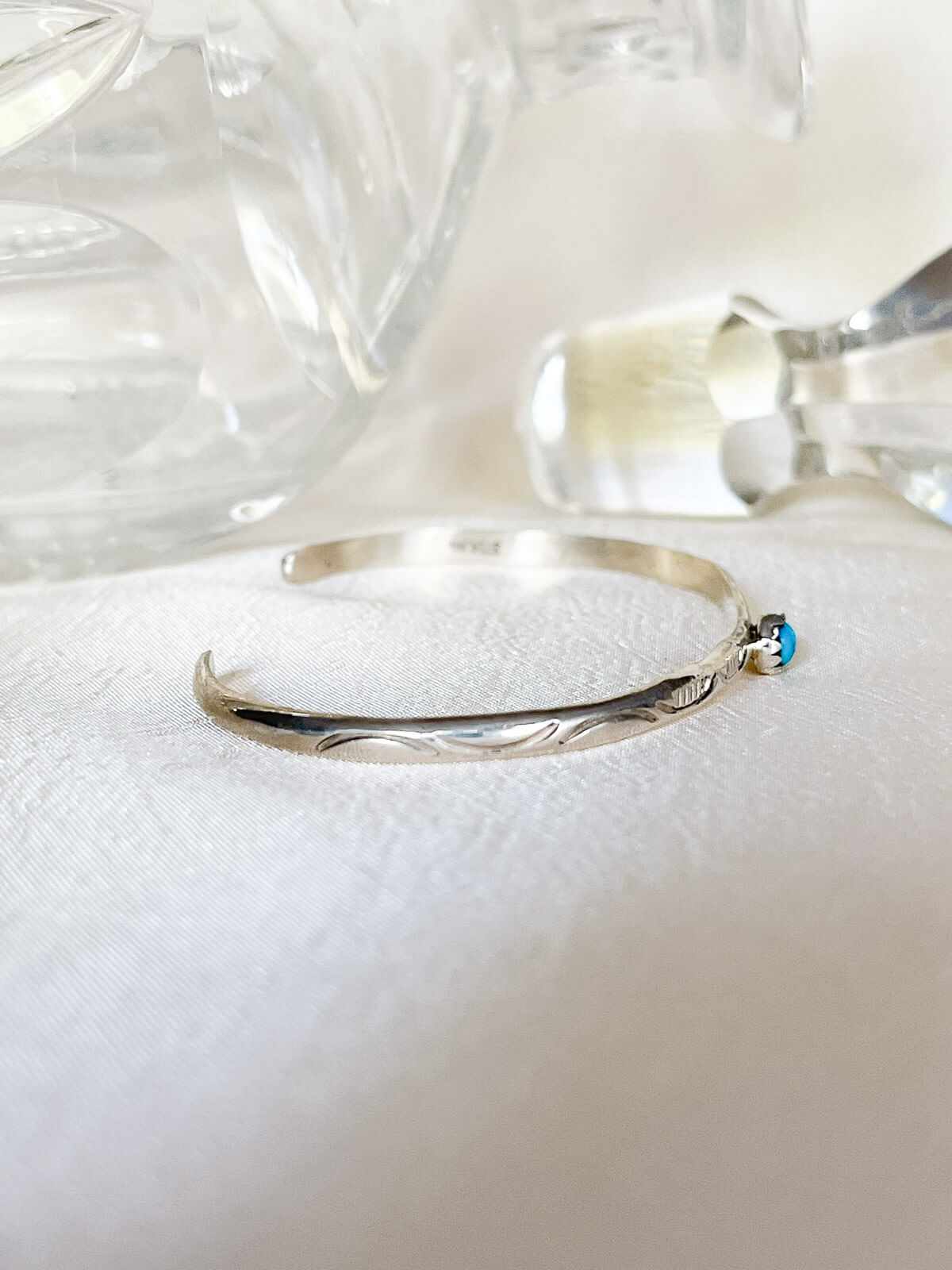 NAVAJO TURQUOISE BANGLE TYEE