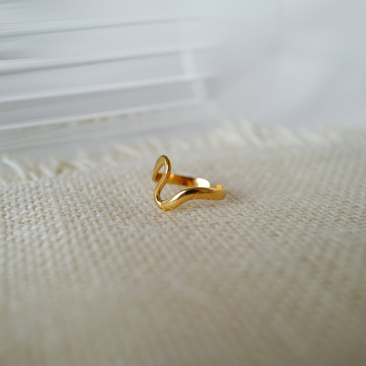 MAREA Adjustable Ring Gold