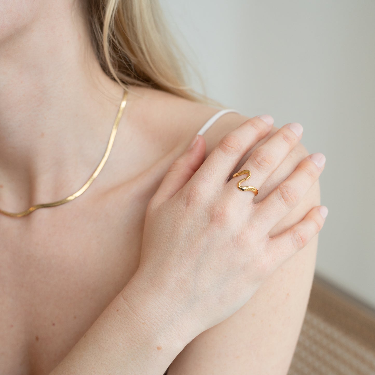 MAREA Adjustable Ring Gold