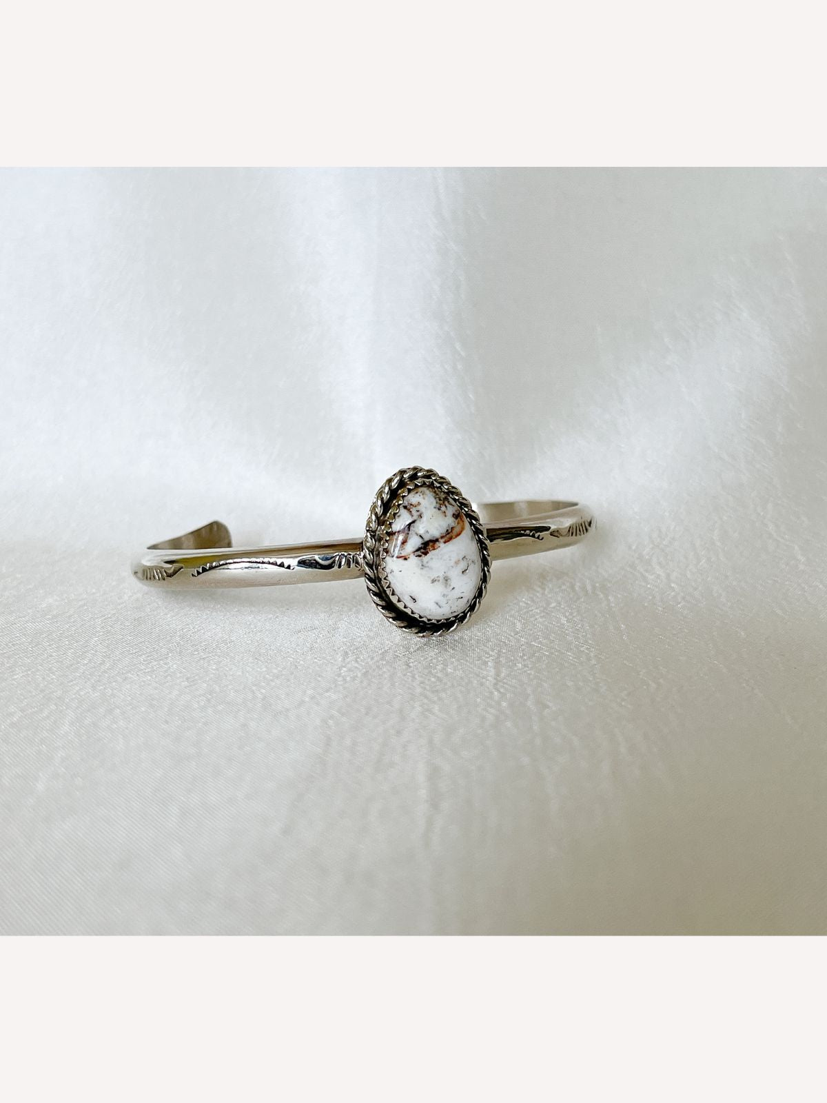 white buffalo jewelry navajo