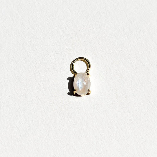 White Moonstone Charms Vero (Set: 2 Pieces)