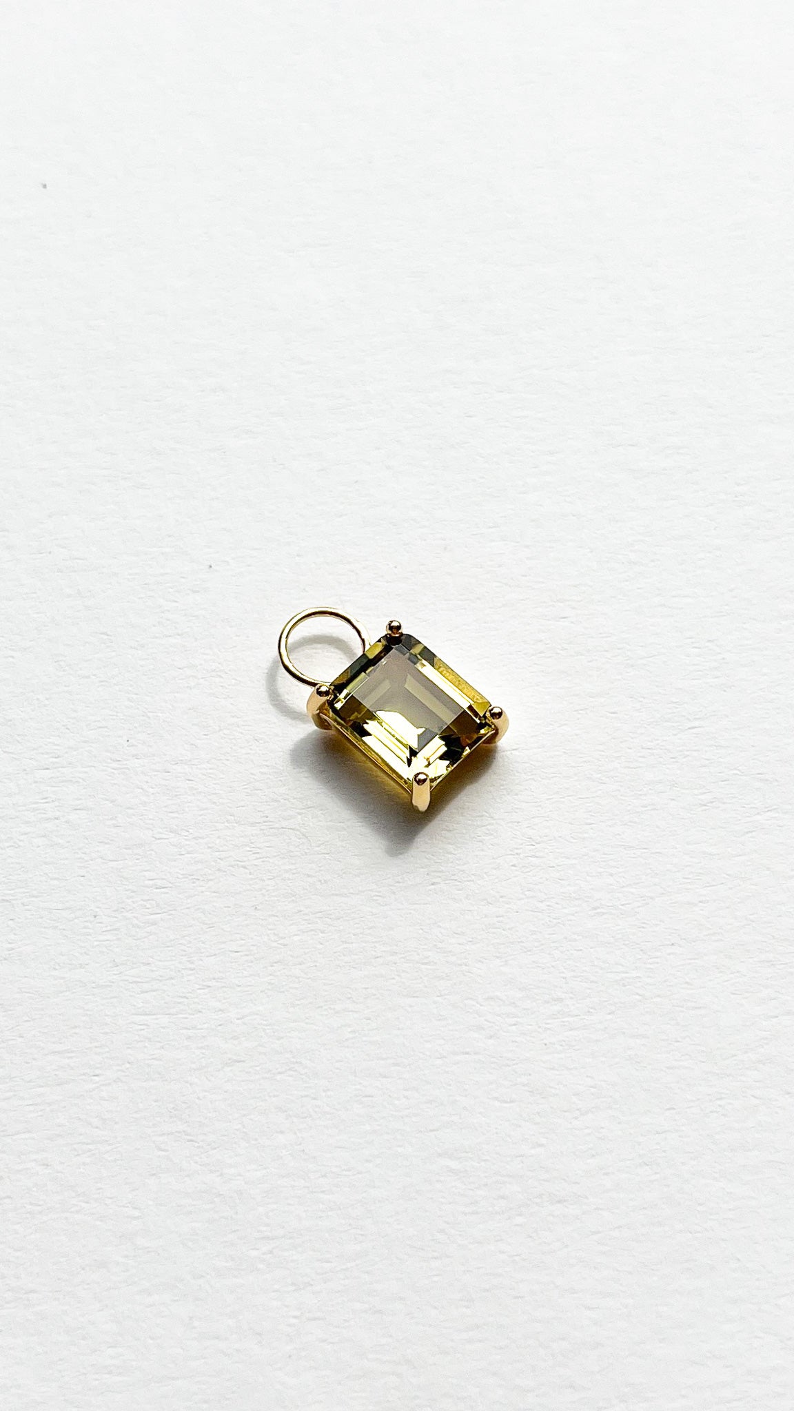 YELLOW TOPAZ EARRING CHARMS BEA (SET: 2 PIECES)