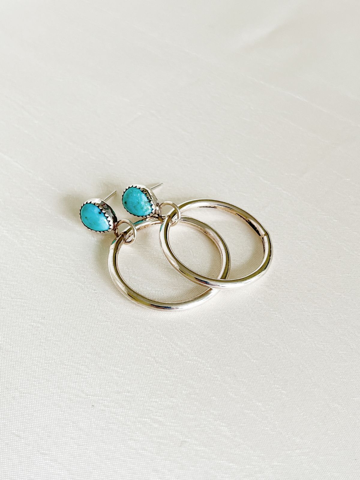 TURQUOISE HOOPS LINA