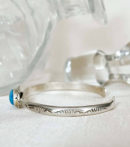 SILVER BANGLE MOANA