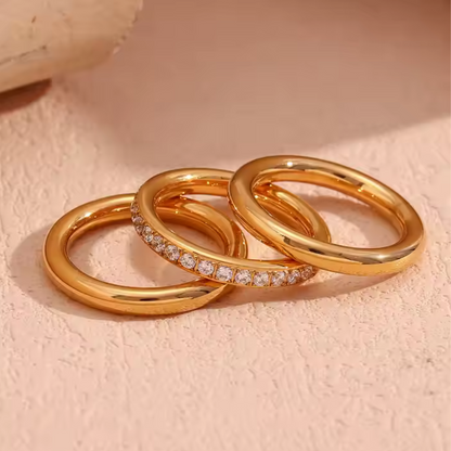 CARA Stacking Ring Gold
