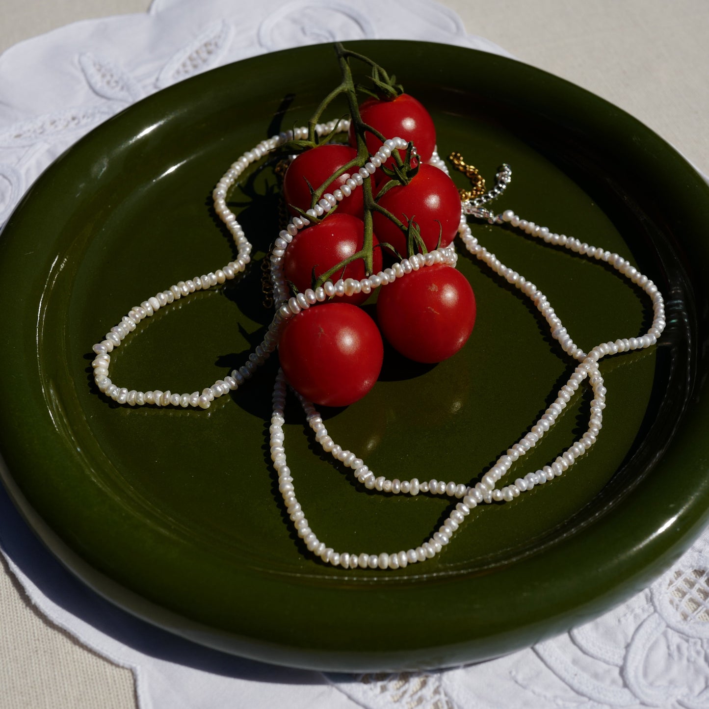 süßwasser-perlenkette-halskette-mit-süßwasserperlen-studio-nonna