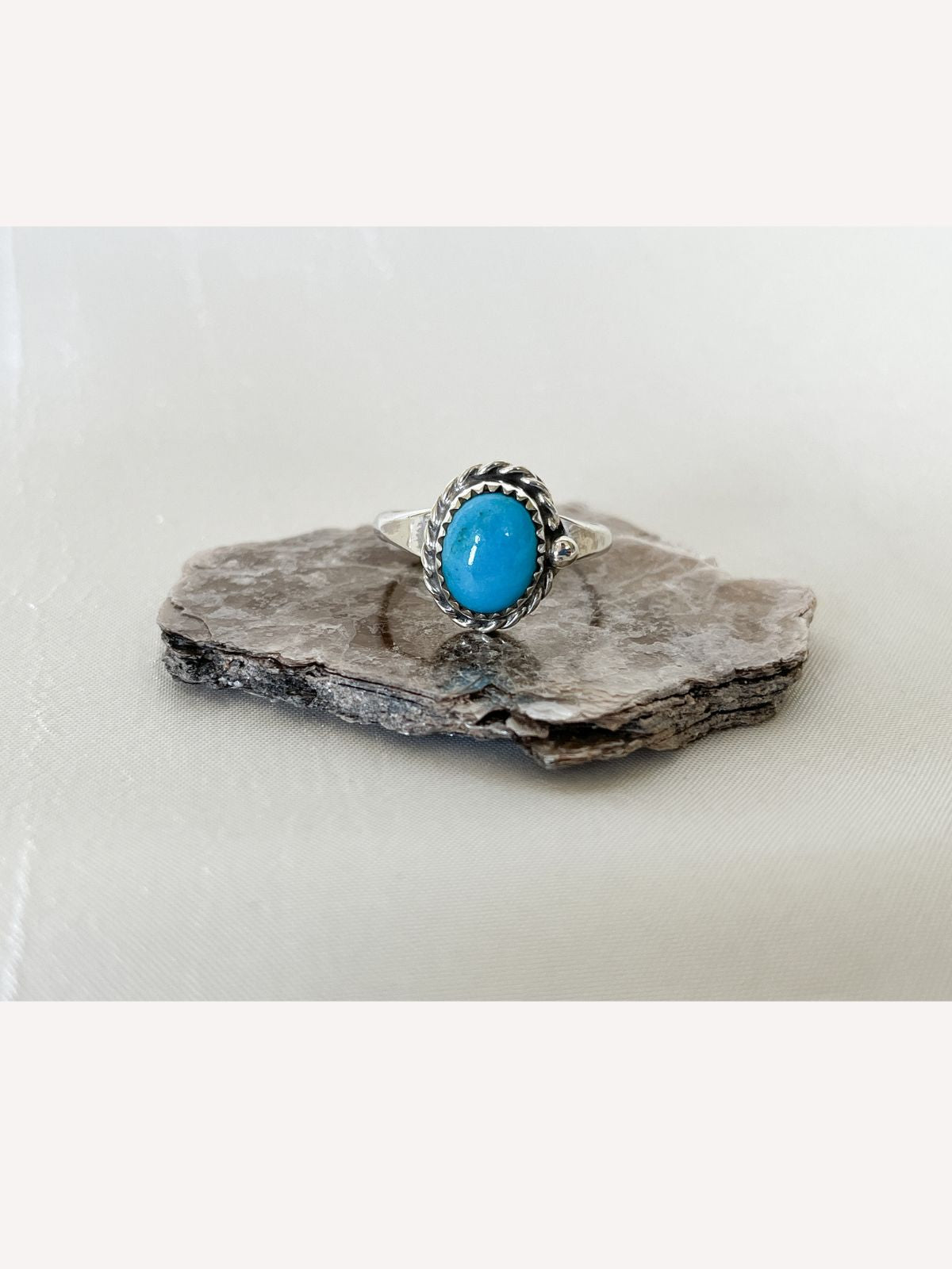 NAVAJO TURQUOISE RING YANAHA